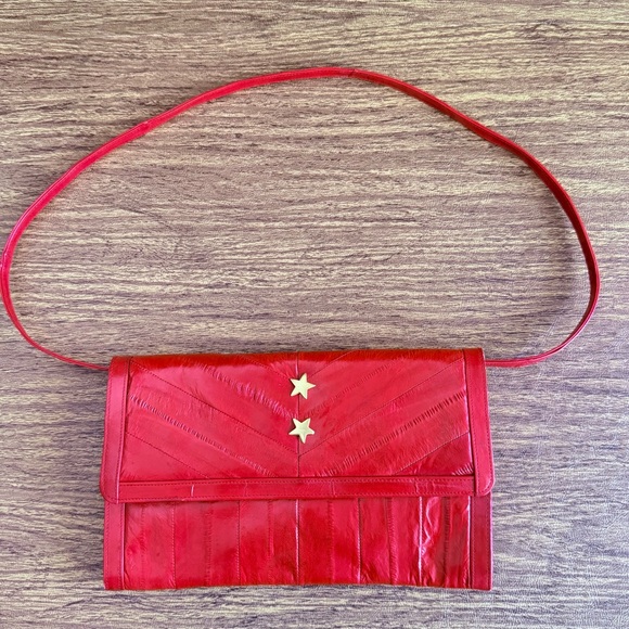 Vintage 80s Red Eel Leather Skin Purse Clutch Crossbody Glamour Retro w/Stars‎ - Picture 1 of 10